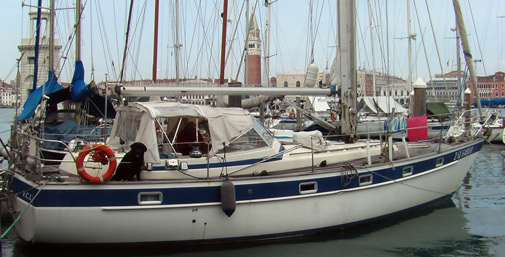 Il Porto di San Giorgio, nello sfondo San Marco.