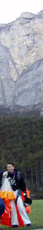 Lele Pini dopo il lancio dalla parete del Brento